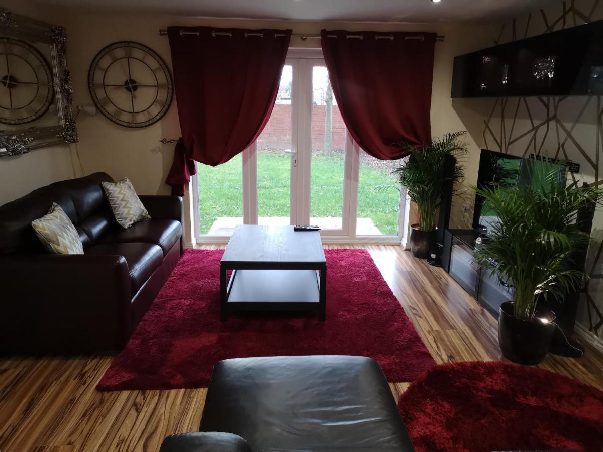 Nightingale Gardens - 4 Bed Detached House - Manchester Appartement Buitenkant foto