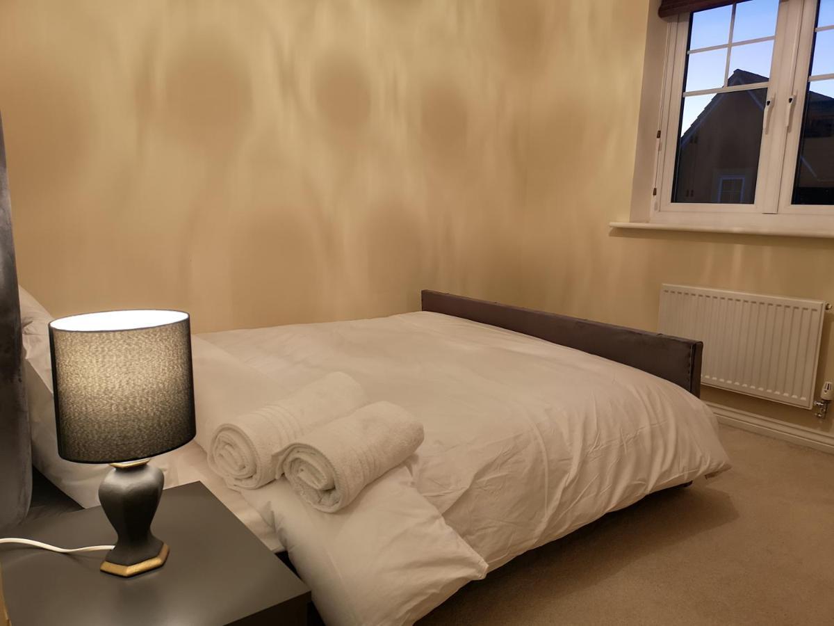 Nightingale Gardens - 4 Bed Detached House - Manchester Appartement Buitenkant foto
