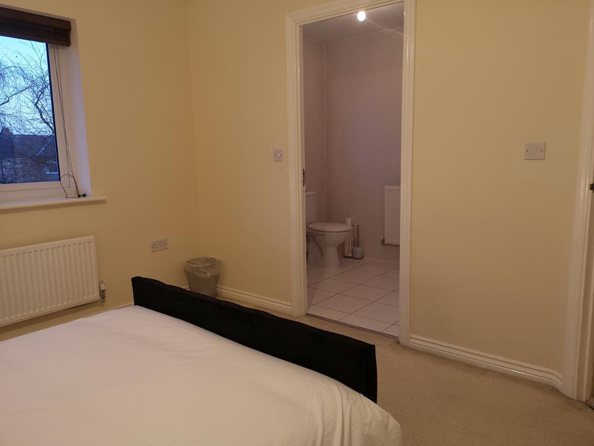 Nightingale Gardens - 4 Bed Detached House - Manchester Appartement Buitenkant foto