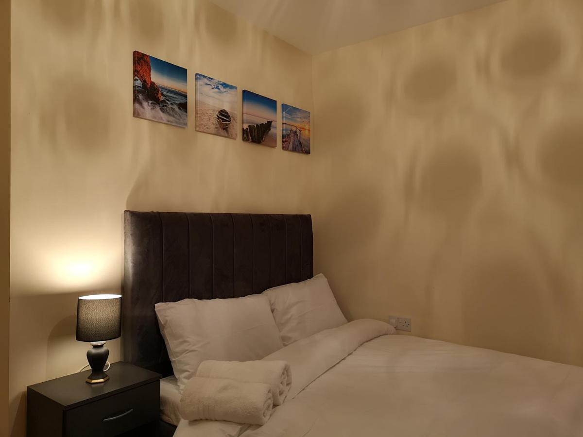 Nightingale Gardens - 4 Bed Detached House - Manchester Appartement Buitenkant foto