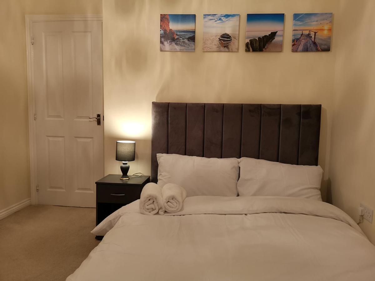 Nightingale Gardens - 4 Bed Detached House - Manchester Appartement Buitenkant foto
